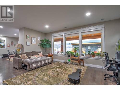 7509 Kennedy Lane, Vernon, BC - Indoor