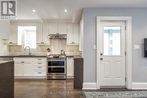 554 Briar Hill Ave, Toronto, ON - Indoor Photo Showing Kitchen With Upgraded Kitchen