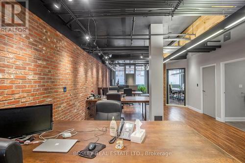 #101 -80 Sherbourne St, Toronto, ON - Indoor