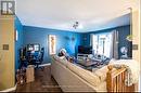 301 Beech St W, Whitby, ON  - Indoor Photo Showing Living Room 