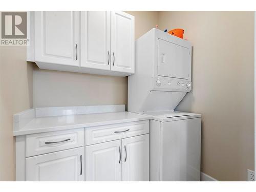4035 Gellatly Road S Unit# 275, West Kelowna, BC - Indoor Photo Showing Laundry Room