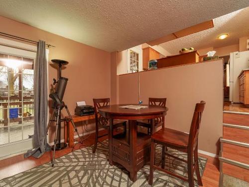 275 Puett Ranch Road, Kamloops, BC - Indoor Photo Showing Dining Room