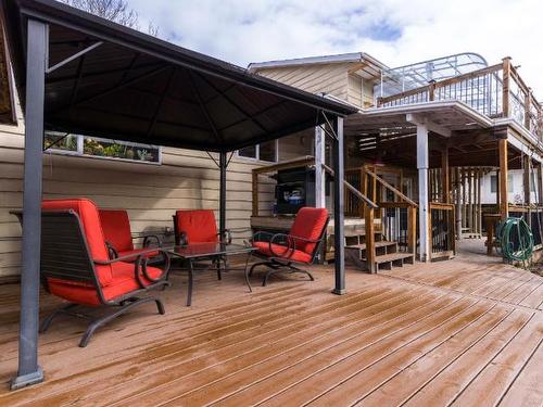 275 Puett Ranch Road, Kamloops, BC - Outdoor With Deck Patio Veranda With Exterior