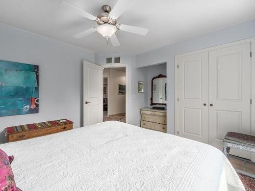 637 Cedar Cres, Ashcroft, BC - Indoor Photo Showing Bedroom