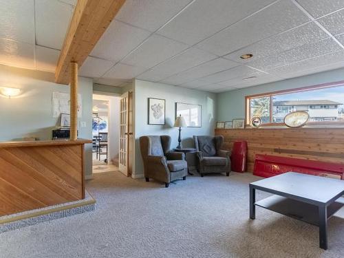 237 Juniper Place, Logan Lake, BC - Indoor Photo Showing Living Room With Fireplace