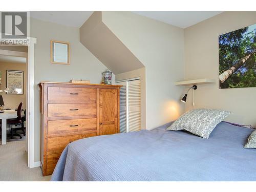 1800A 35 Avenue, Vernon, BC - Indoor Photo Showing Bedroom