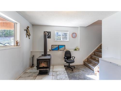 853 Birchmont Drive, Creston, BC - Indoor With Fireplace
