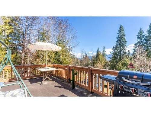 853 Birchmont Drive, Creston, BC - Outdoor With Deck Patio Veranda