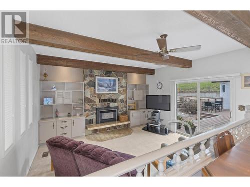 3574 East Vernon Road, Vernon, BC - Indoor With Fireplace