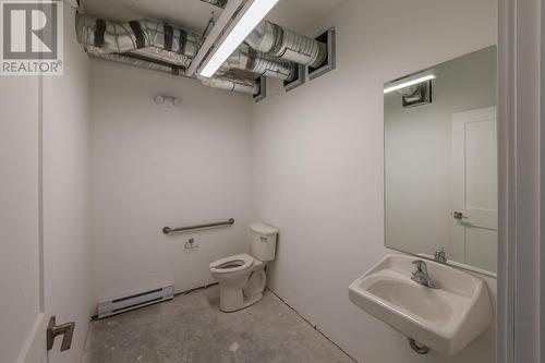 32 Empire Street Unit# 4, Osoyoos, BC - Indoor Photo Showing Bathroom