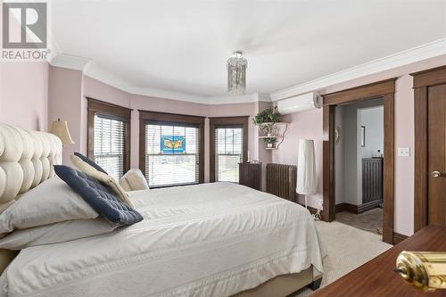 904 Queen St E, Sault Ste. Marie, ON - Indoor Photo Showing Bedroom