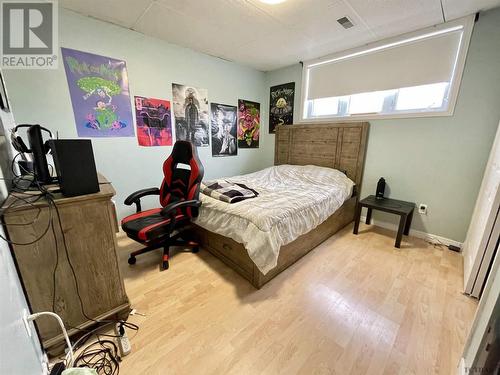 253 Crystal Cres, Temiskaming Shores, ON - Indoor Photo Showing Bedroom