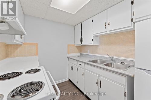 199-215 John St E, Chatham-Kent, ON - Indoor Photo Showing Kitchen With Double Sink