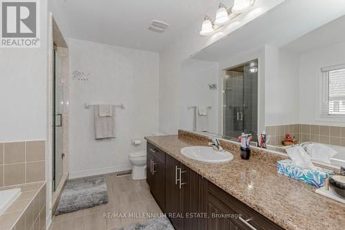 55 Weatherall Ave, Cambridge, ON - Indoor Photo Showing Bathroom
