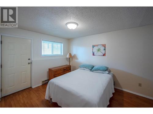 14202 Victoria Road N Unit# 12, Summerland, BC - Indoor Photo Showing Bedroom