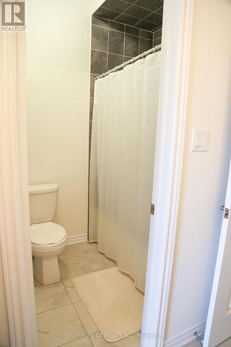 115 Petch Avenue, Caledon, ON - Indoor Photo Showing Bathroom