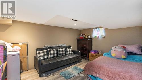 26 Clarence St, Brampton, ON - Indoor Photo Showing Bedroom