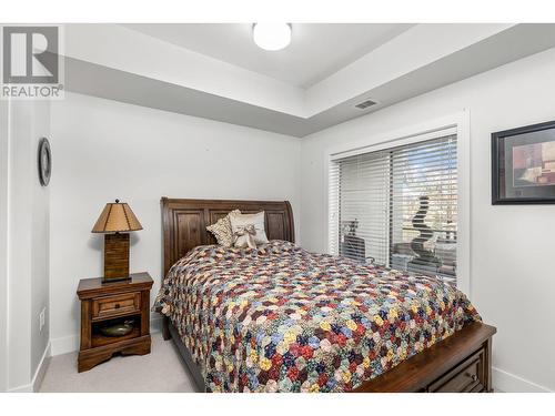 4380 Lakeshore Road Unit# 219, Kelowna, BC - Indoor Photo Showing Bedroom