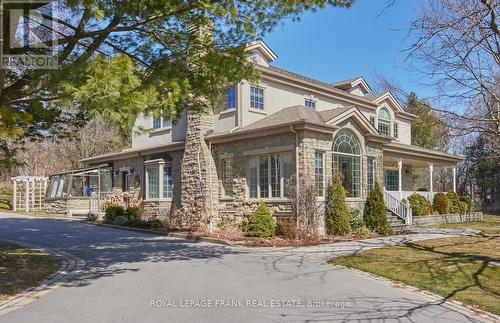 75 Woodbridge Circle, Scugog, ON - Outdoor With Facade