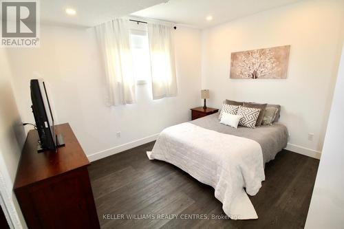 225 Devinwood Ave, Brockton, ON - Indoor Photo Showing Bedroom