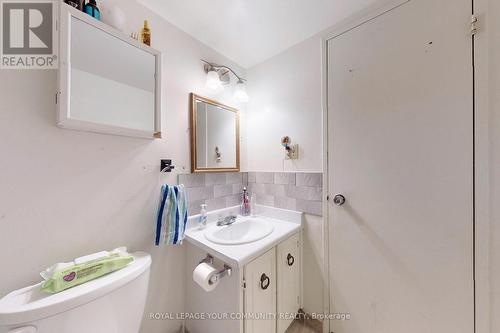 #1210 -80 Inverlochy Blvd, Markham, ON - Indoor Photo Showing Bathroom