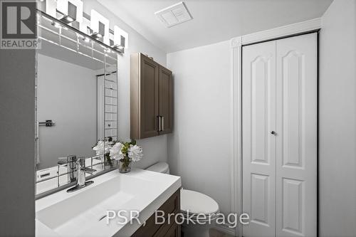 #402 -70 Baif Blvd, Richmond Hill, ON - Indoor Photo Showing Bathroom