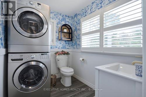 30 Winterset Avenue, Tiny, ON - Indoor Photo Showing Laundry Room
