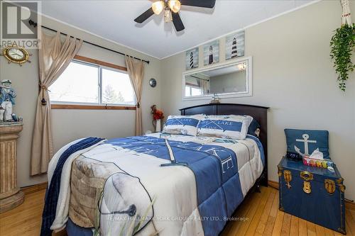 6238 Bluebird Street, Ramara, ON - Indoor Photo Showing Bedroom