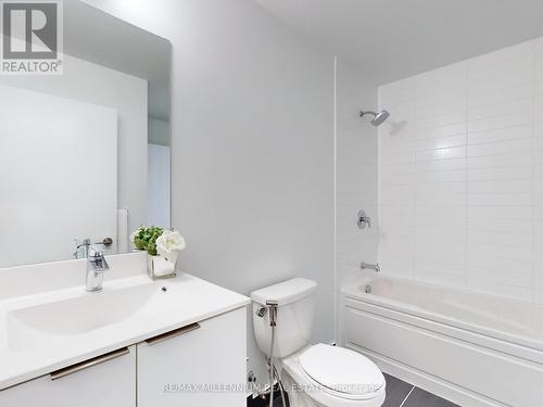 1513 - 30 Shore Breeze Drive, Toronto, ON - Indoor Photo Showing Bathroom