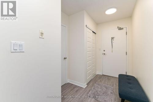 307 - 2464 Weston Road, Toronto, ON - Indoor Photo Showing Other Room