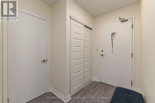 #307 -2464 Weston Rd, Toronto, ON - Indoor Photo Showing Other Room