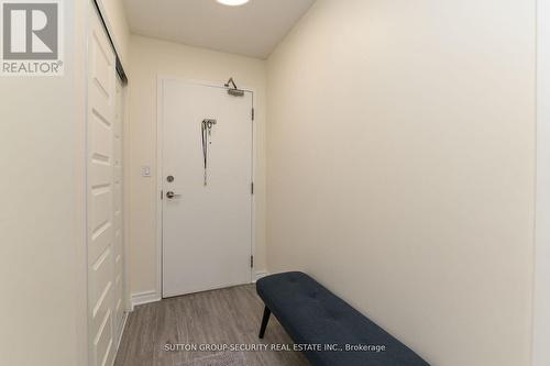 #307 -2464 Weston Rd, Toronto, ON - Indoor Photo Showing Other Room