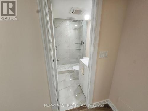 #Bsmt -7267 Frontier Rdge, Mississauga, ON - Indoor Photo Showing Bathroom