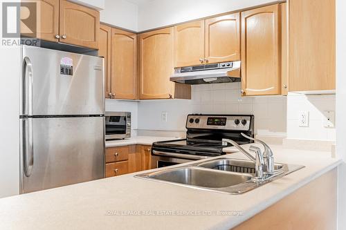 #901 -231 Fort York Blvd, Toronto, ON - Indoor Photo Showing Kitchen With Double Sink