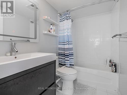 #1505 -30 Holly St, Toronto, ON - Indoor Photo Showing Bathroom