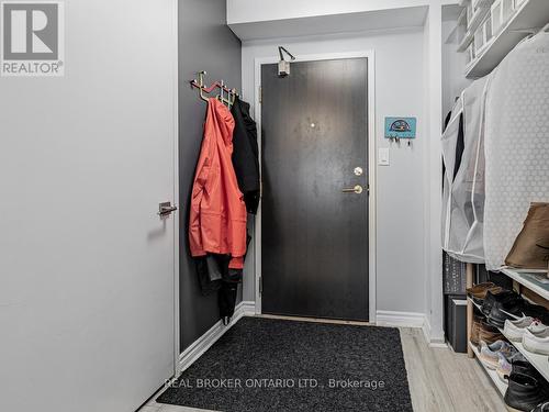 #1505 -30 Holly St, Toronto, ON - Indoor Photo Showing Other Room