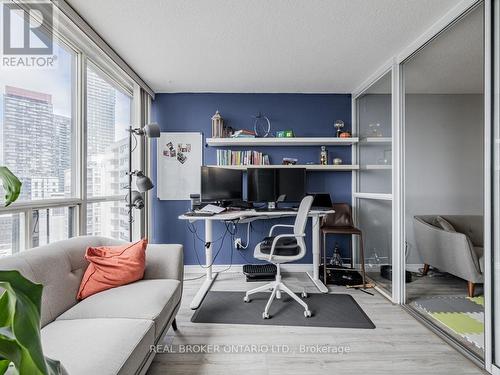 #1505 -30 Holly St, Toronto, ON - Indoor Photo Showing Office
