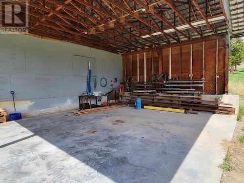 855 Vanderburgh Road, Williams Lake, BC - Indoor Photo Showing Garage