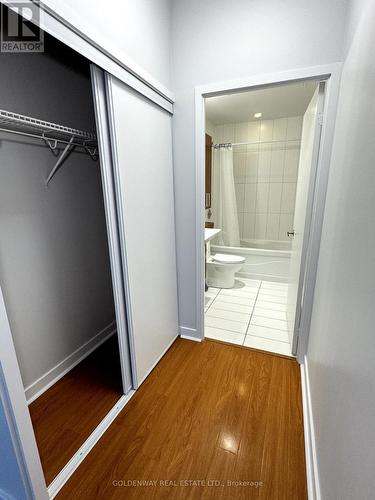 237 - 8 Telegram Mews, Toronto, ON - Indoor Photo Showing Bathroom