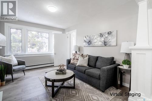 2023 Broder Street, Regina, SK - Indoor Photo Showing Living Room