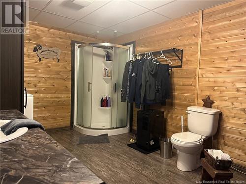 107 Lansdowne Street, Campbellton, NB - Indoor Photo Showing Bathroom