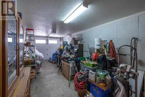 3218 West Bench Drive, Penticton, BC - Indoor Photo Showing Garage