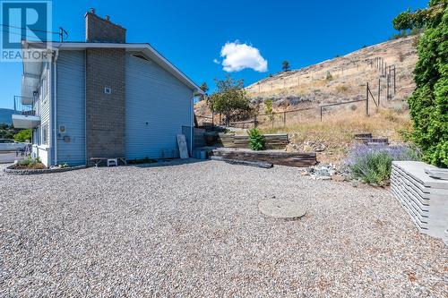 3218 West Bench Drive, Penticton, BC - Outdoor