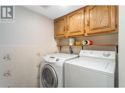 12874 Carrs Landing Road, Lake Country, BC - Indoor Photo Showing Laundry Room