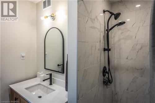 333 Crawford Street, Port Elgin, ON - Indoor Photo Showing Bathroom