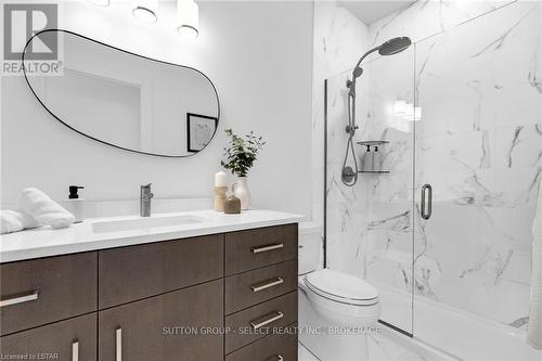 #1001 -480 Callaway Rd, London, ON - Indoor Photo Showing Bathroom