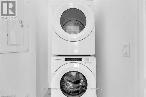 #1001 -480 Callaway Rd, London, ON - Indoor Photo Showing Laundry Room