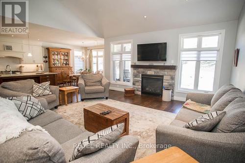 33 Woodside Dr, Brant, ON - Indoor Photo Showing Living Room With Fireplace