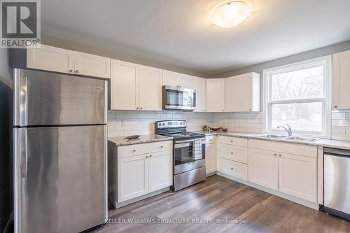 9 Merigold St, St. Catharines, ON - Indoor Photo Showing Kitchen With Double Sink