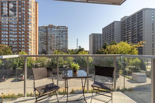 315 - 551 Maple Avenue, Burlington (Brant), ON - Outdoor With Balcony